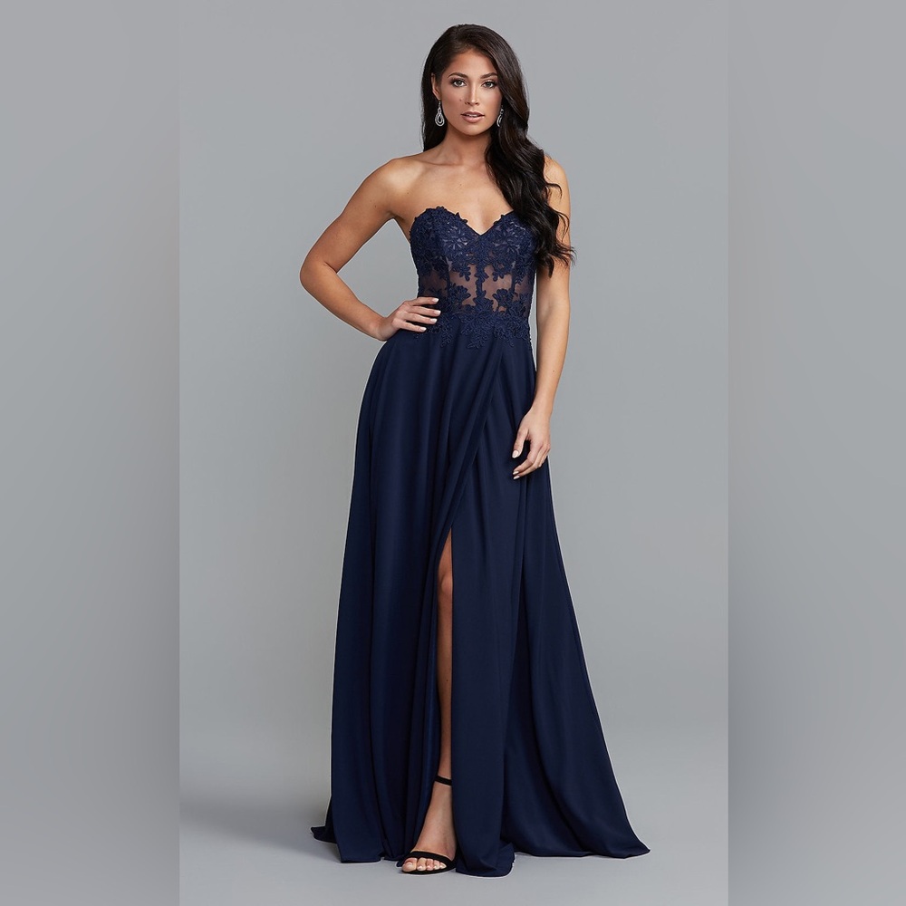 NWT strapless sweetheart sheer bodice long in Neptune blue size 2